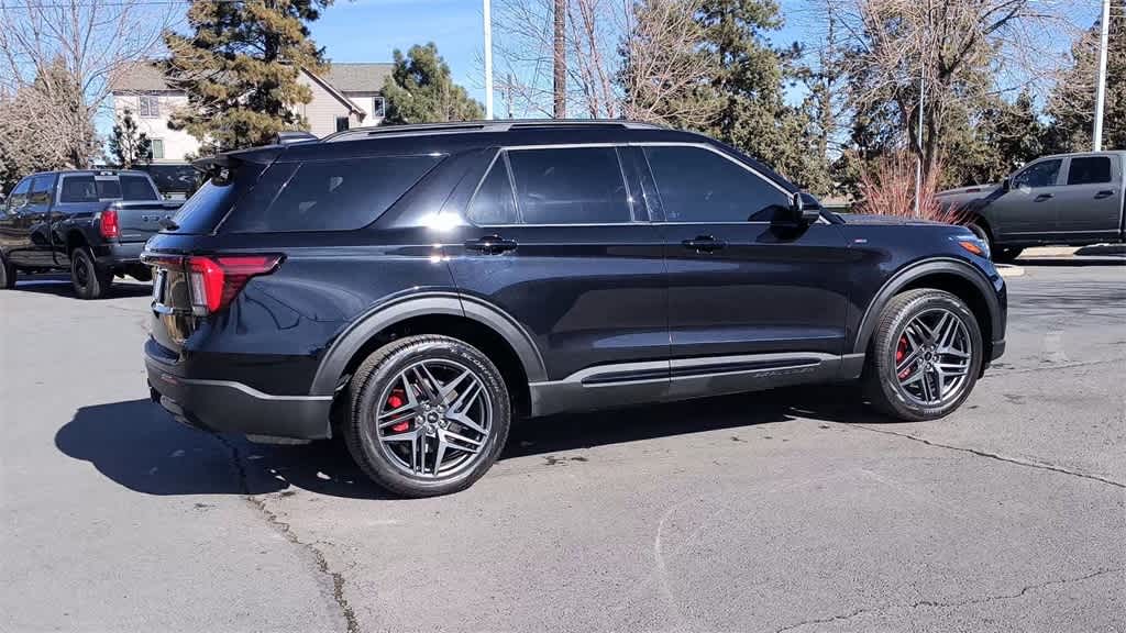 Thumbnail: 2025 Ford Explorer - 9