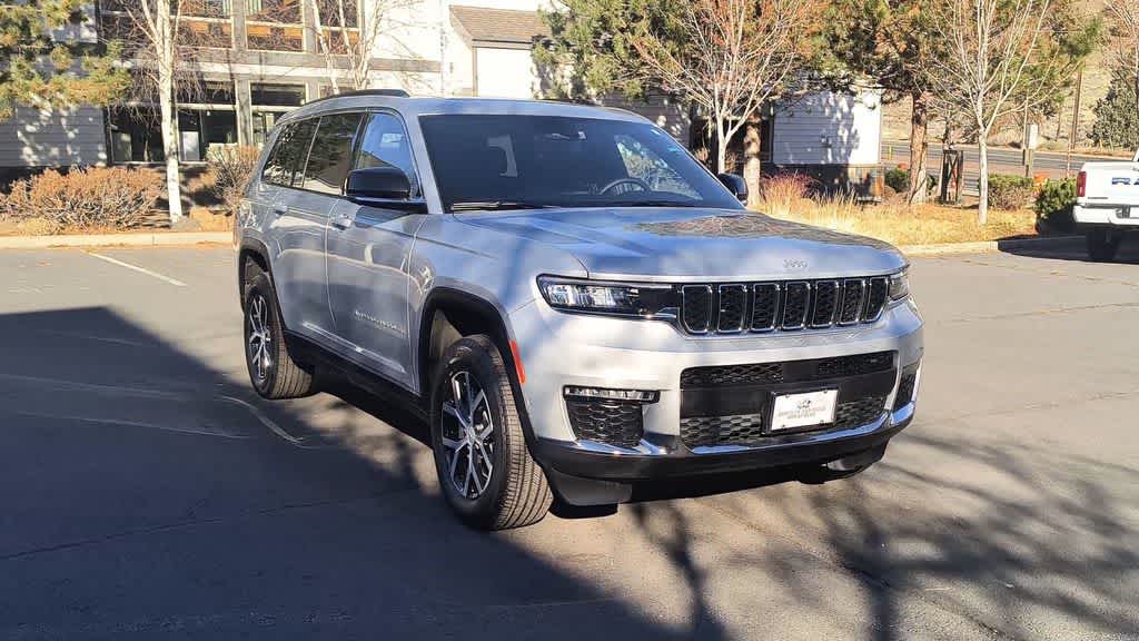 Thumbnail: 2024 Jeep Grand Cherokee L - 3