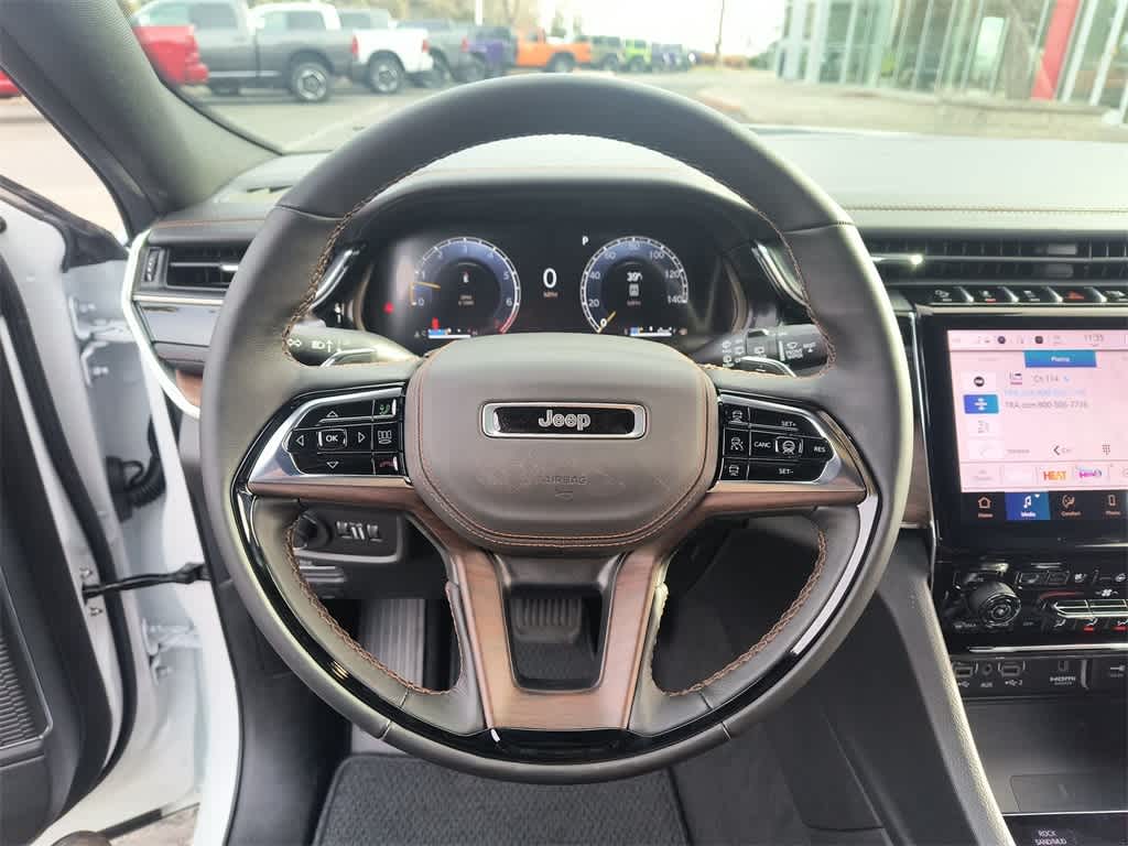 Thumbnail: 2025 Jeep Grand Cherokee - 14