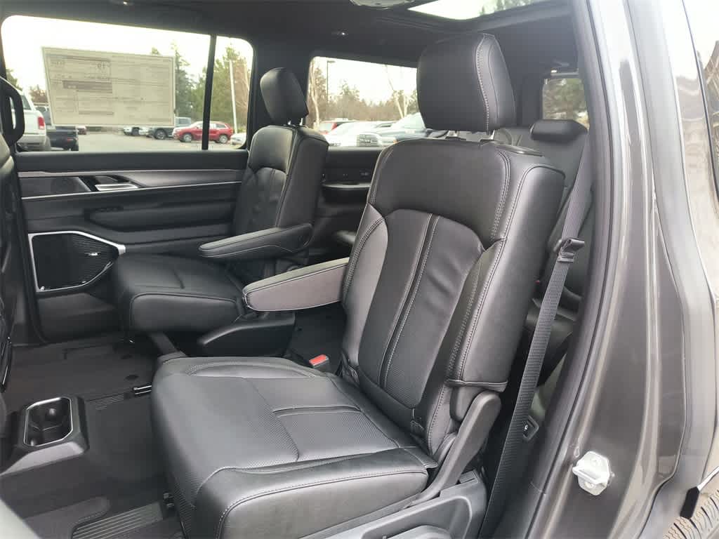 Thumbnail: 2026 Jeep Grand Wagoneer - 23