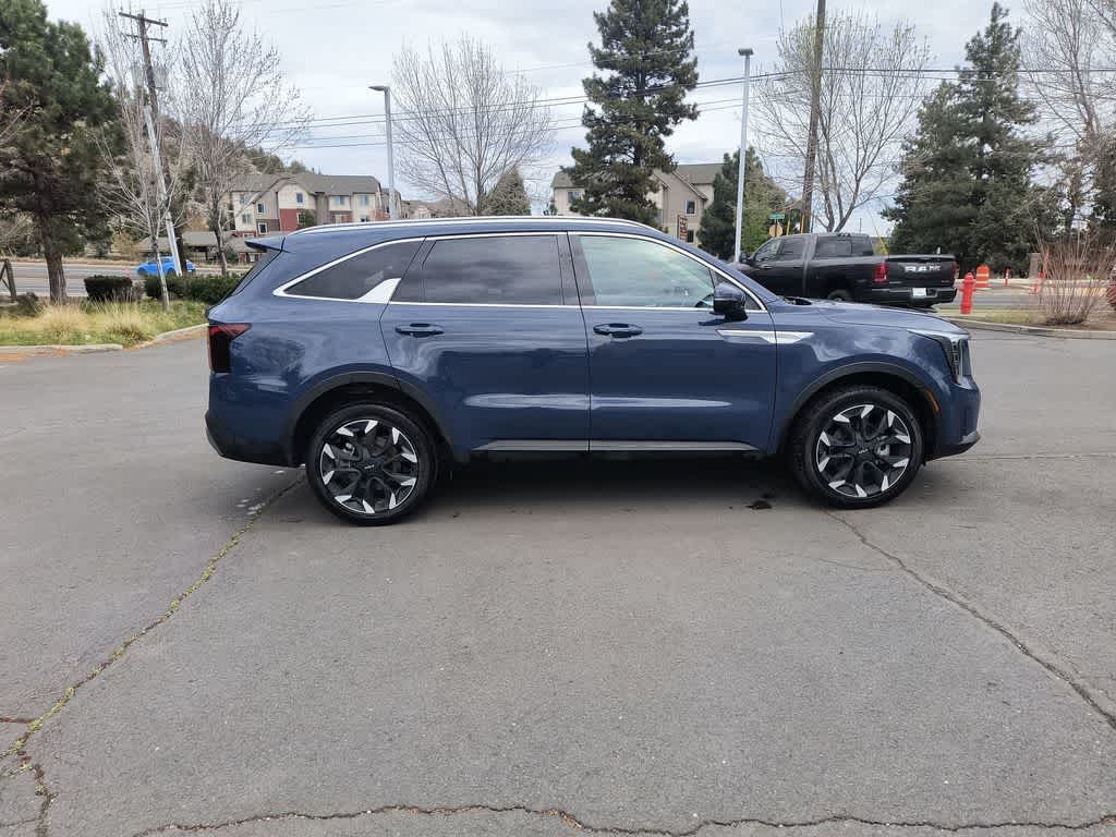 Thumbnail: 2025 Kia Sorento - 6