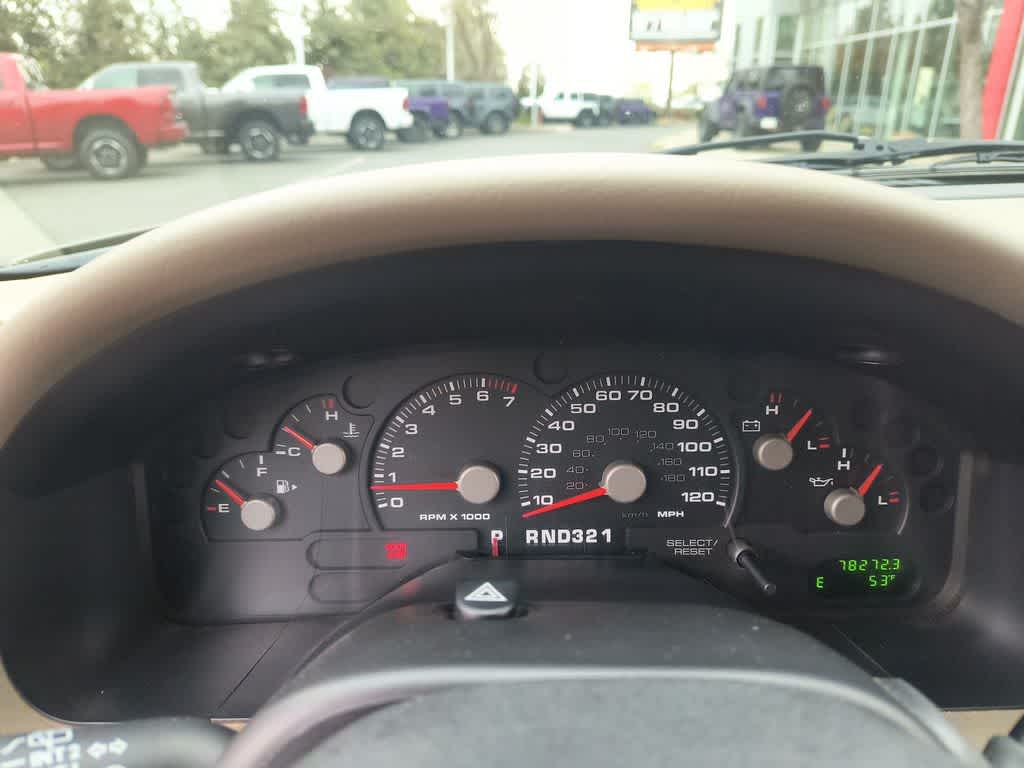 Thumbnail: 2004 Ford Explorer - 15