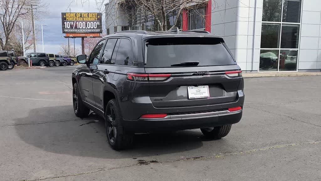 Thumbnail: 2026 Jeep Grand Cherokee - 7