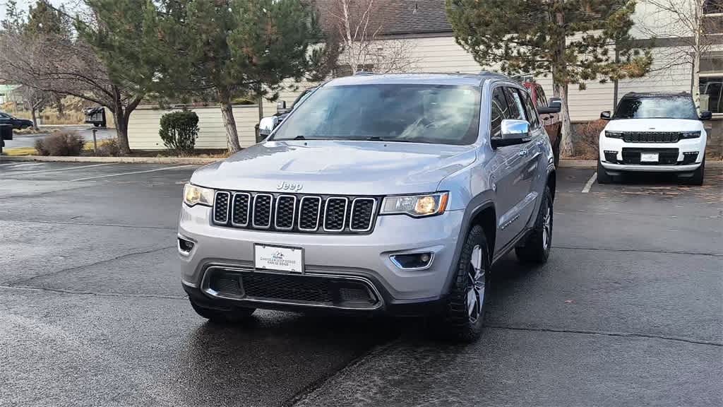 Thumbnail: 2020 Jeep Grand Cherokee - 4
