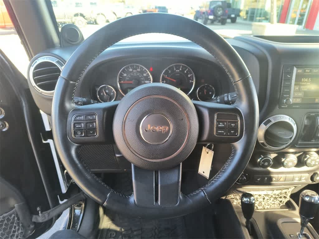 Thumbnail: 2014 Jeep Wrangler - 16