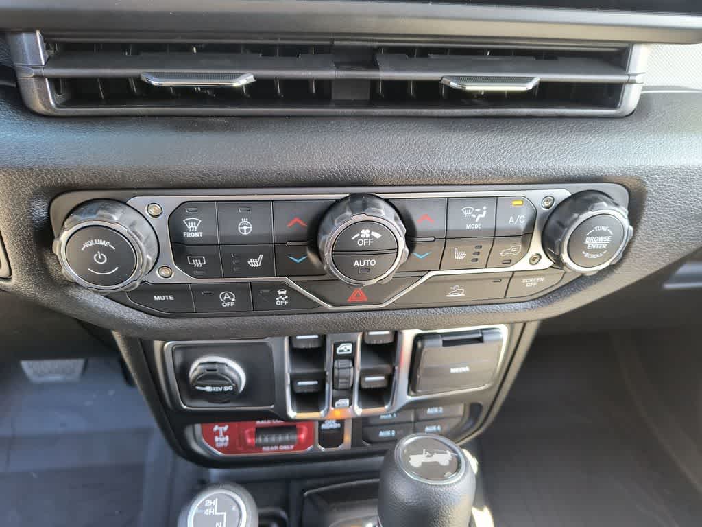 Thumbnail: 2026 Jeep Wrangler - 18