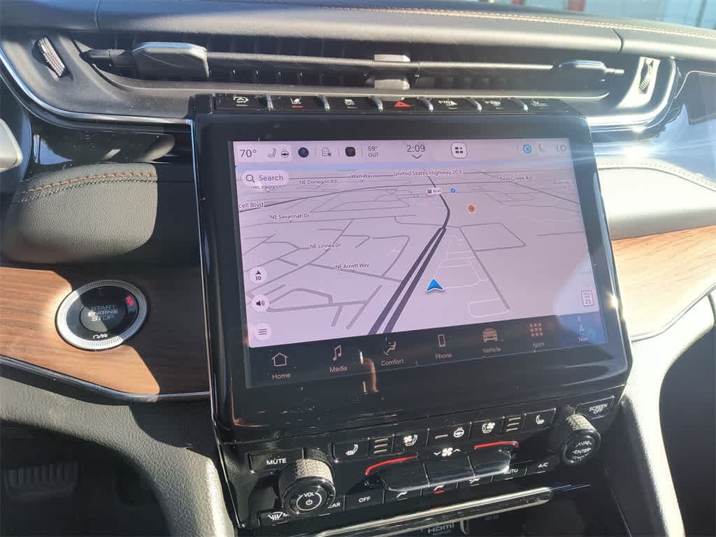 Thumbnail: 2025 Jeep Grand Cherokee L - 18