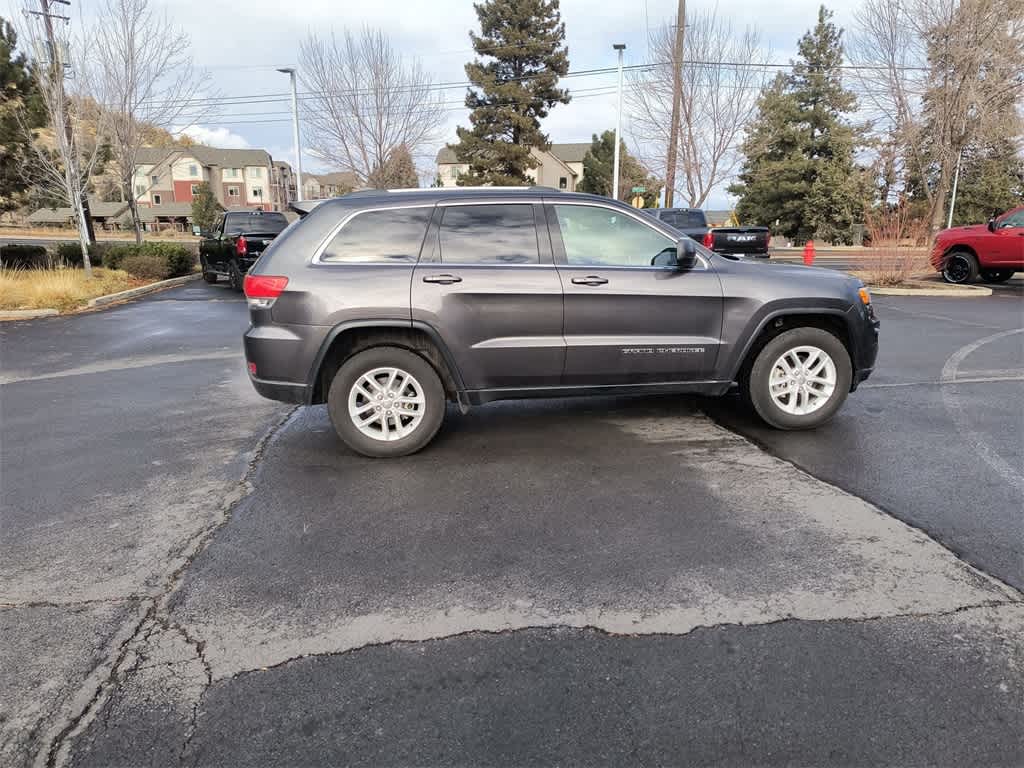 Thumbnail: 2017 Jeep Grand Cherokee - 15