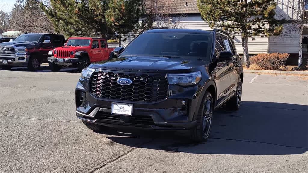 Thumbnail: 2025 Ford Explorer - 4