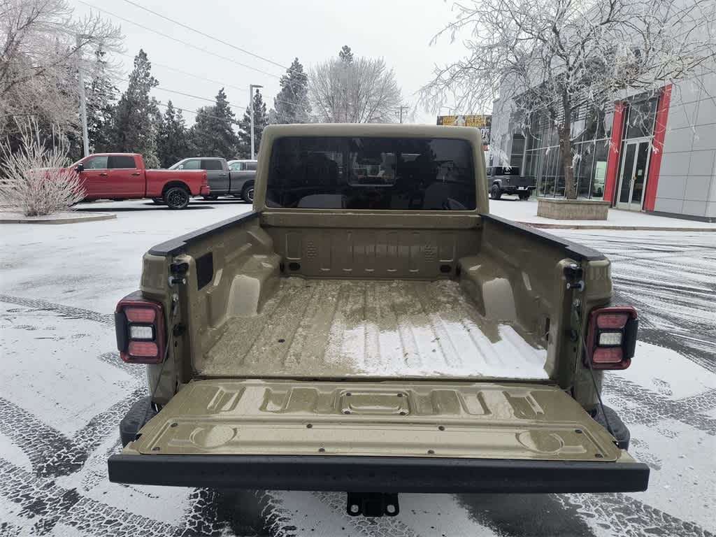 Thumbnail: 2026 Jeep Gladiator - 22