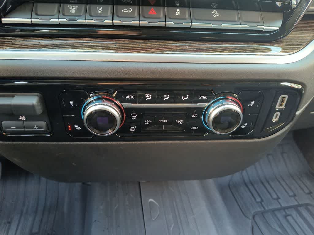 Thumbnail: 2025 GMC Sierra 3500 - 19