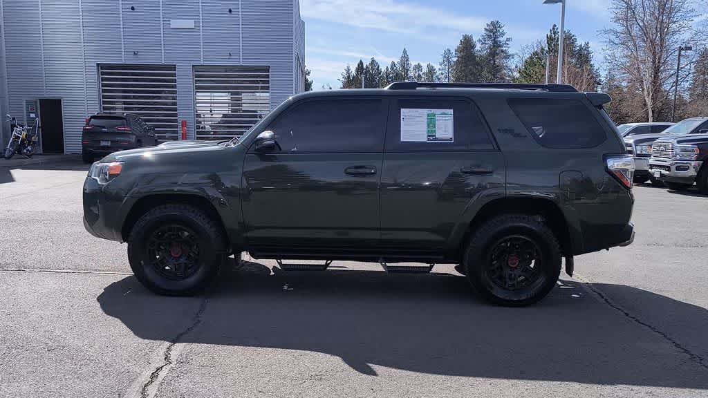 Thumbnail: 2022 Toyota 4Runner - 5