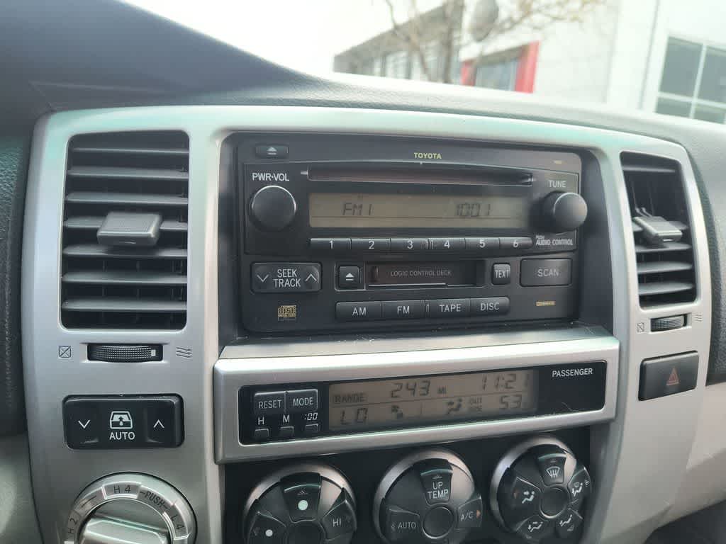 Thumbnail: 2004 Toyota 4Runner - 16