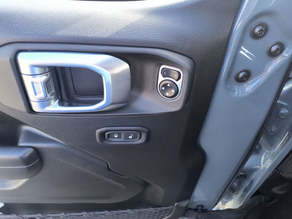 Thumbnail: 2024 Jeep Wrangler - 13