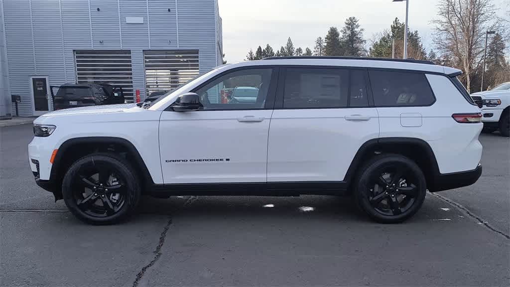 Thumbnail: 2025 Jeep Grand Cherokee L - 5