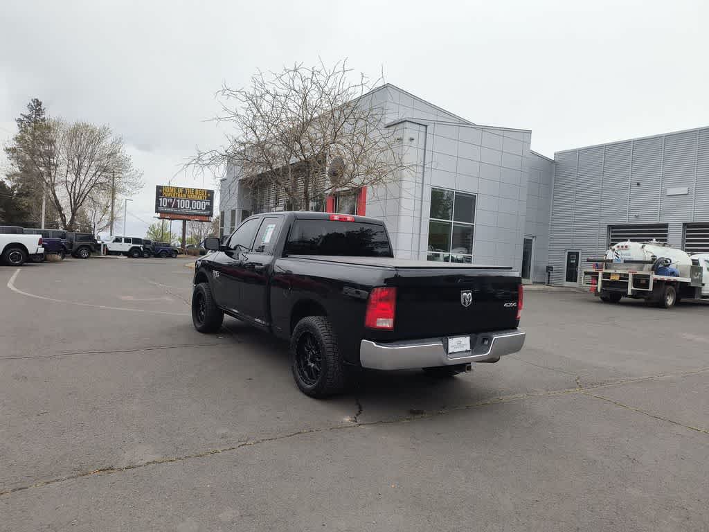 Thumbnail: 2019 RAM 1500 Classic - 3