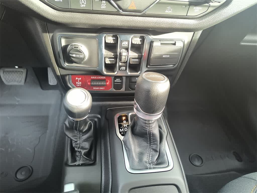 Thumbnail: 2026 Jeep Gladiator - 19