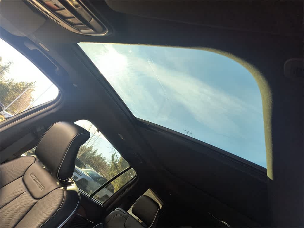 Thumbnail: 2025 Jeep Grand Cherokee L - 22