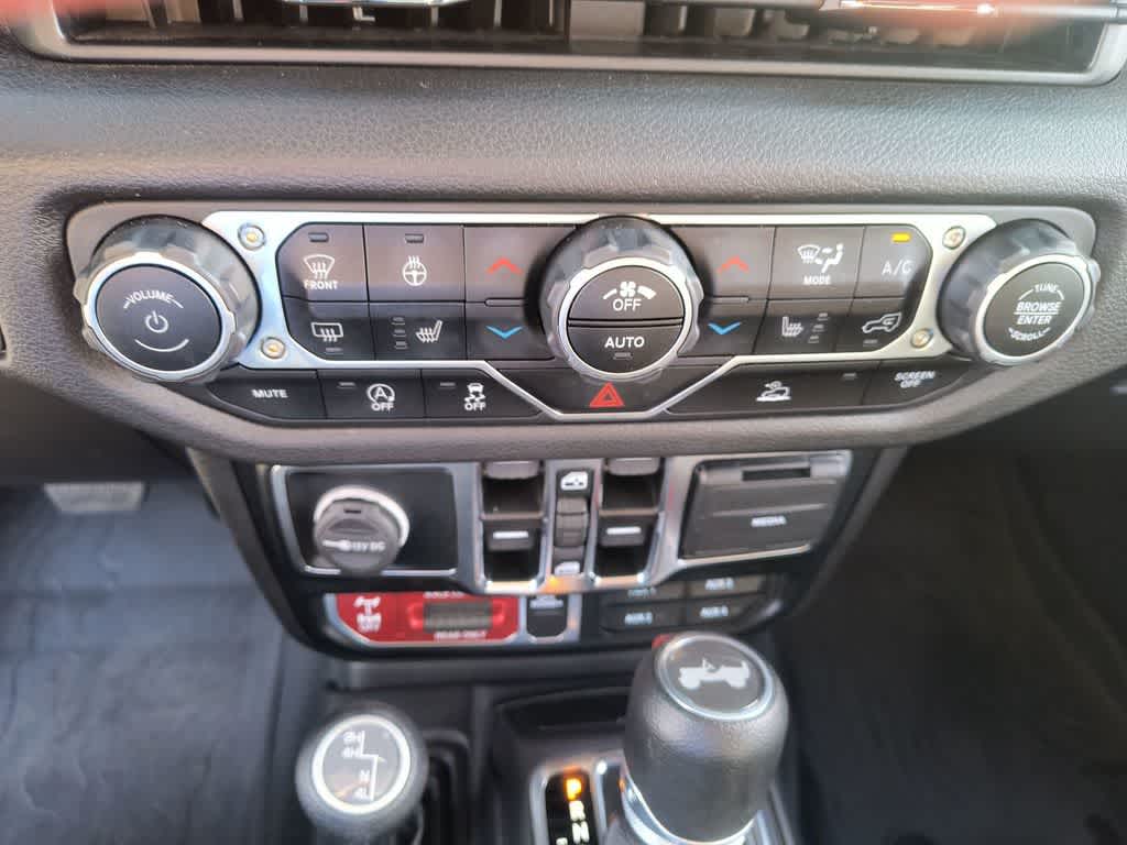 Thumbnail: 2024 Jeep Wrangler - 18