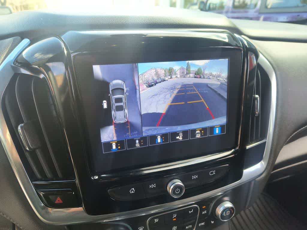 Thumbnail: 2023 Chevrolet Traverse - 17