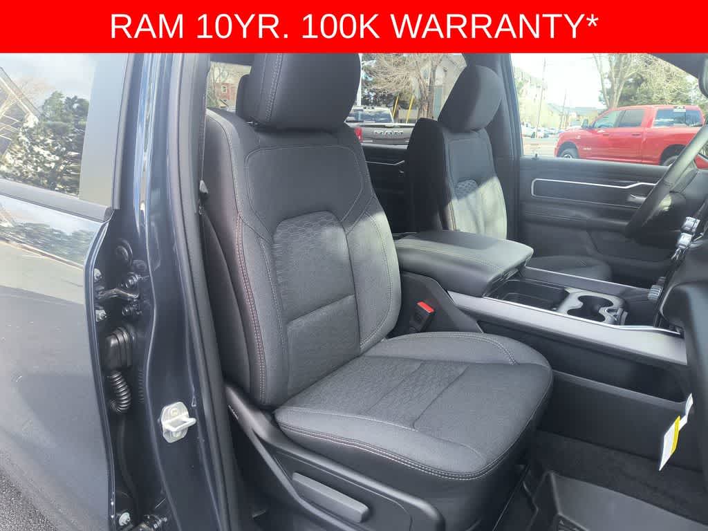 Thumbnail: 2026 RAM 1500 - 25