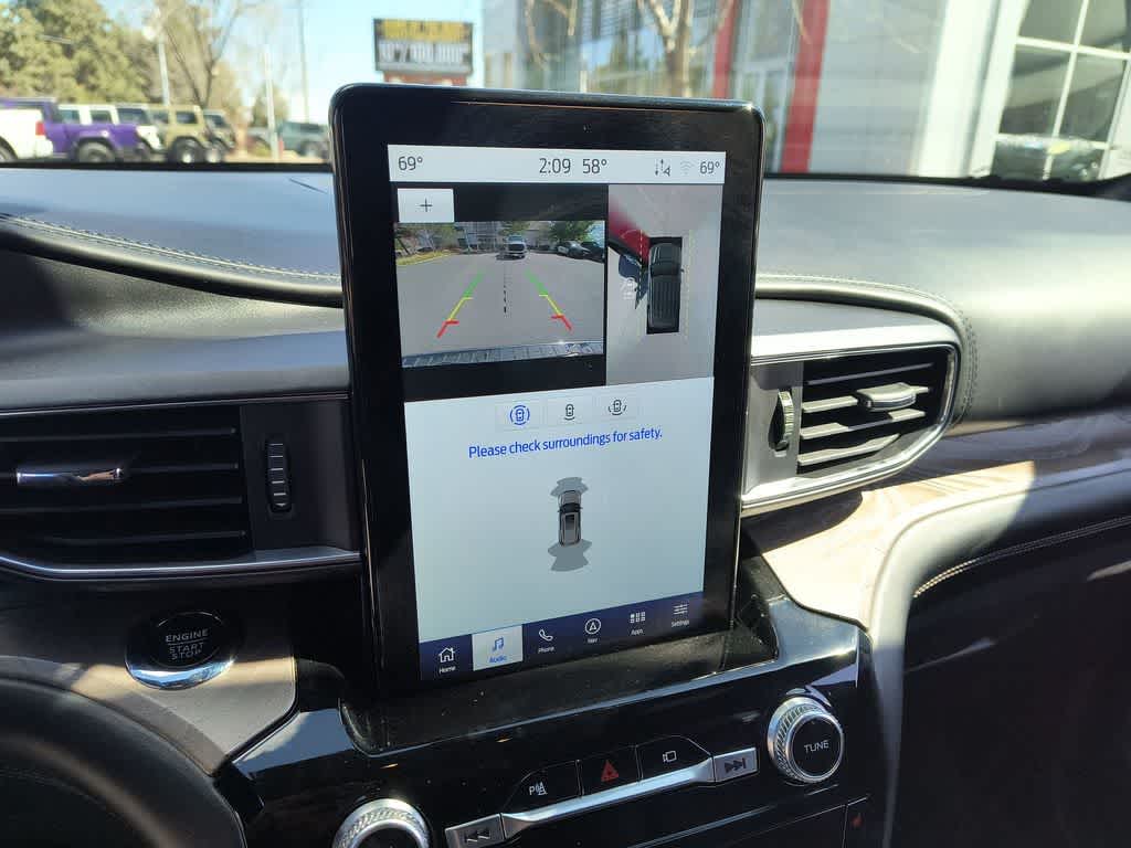 Thumbnail: 2022 Ford Explorer - 17