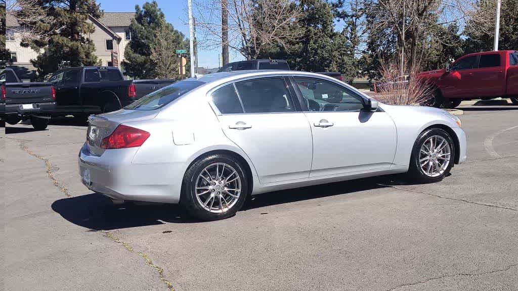Thumbnail: 2010 INFINITI G37 - 9