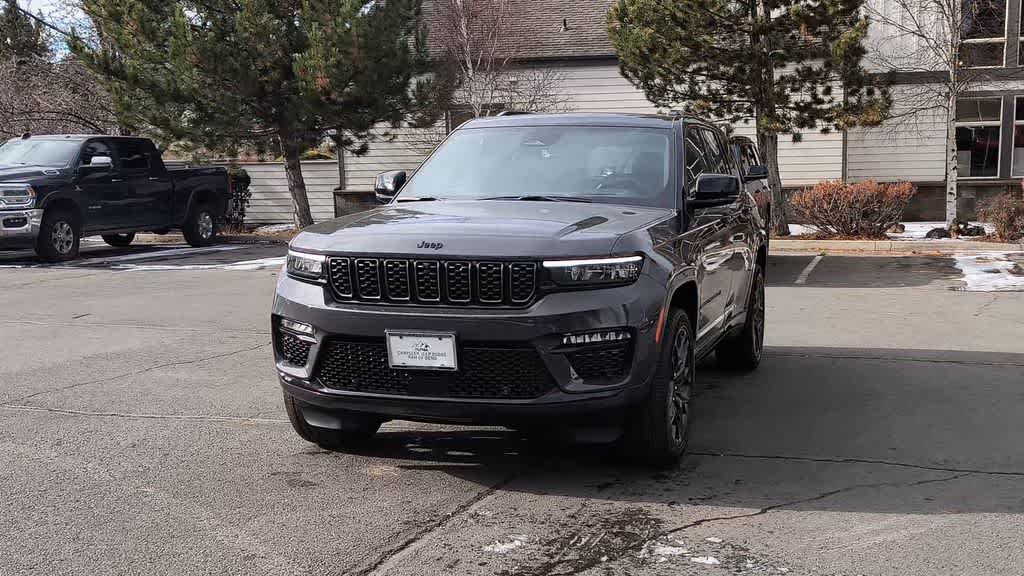 Thumbnail: 2025 Jeep Grand Cherokee - 4