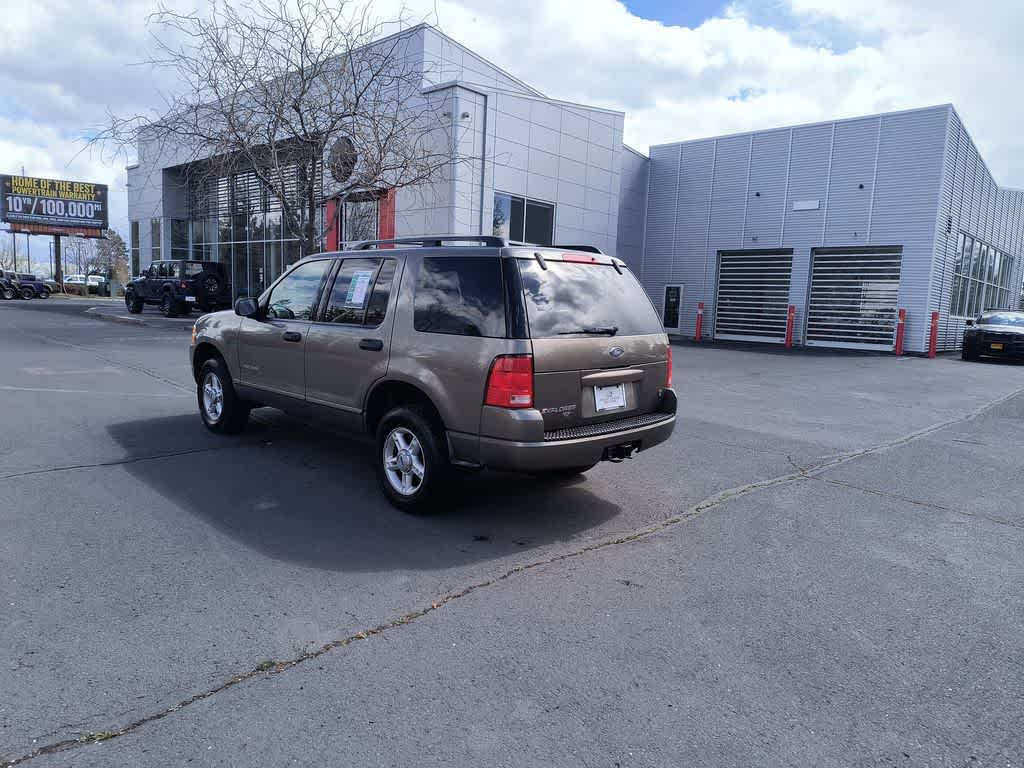 Thumbnail: 2004 Ford Explorer - 3