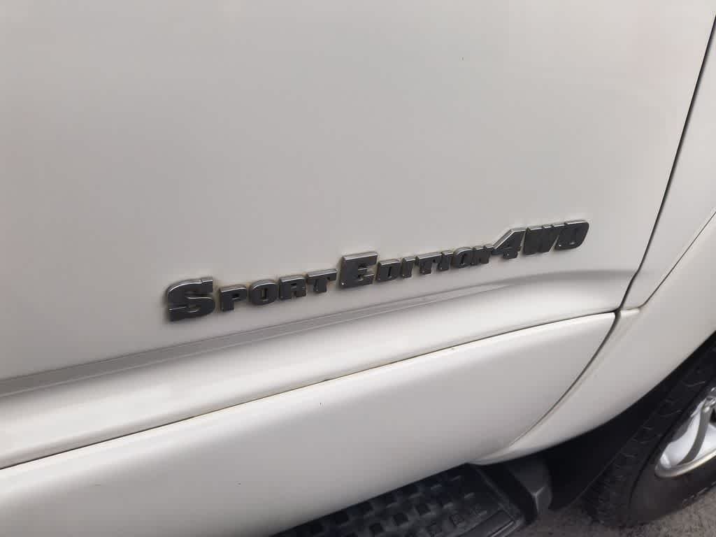 Thumbnail: 2004 Toyota 4Runner - 25