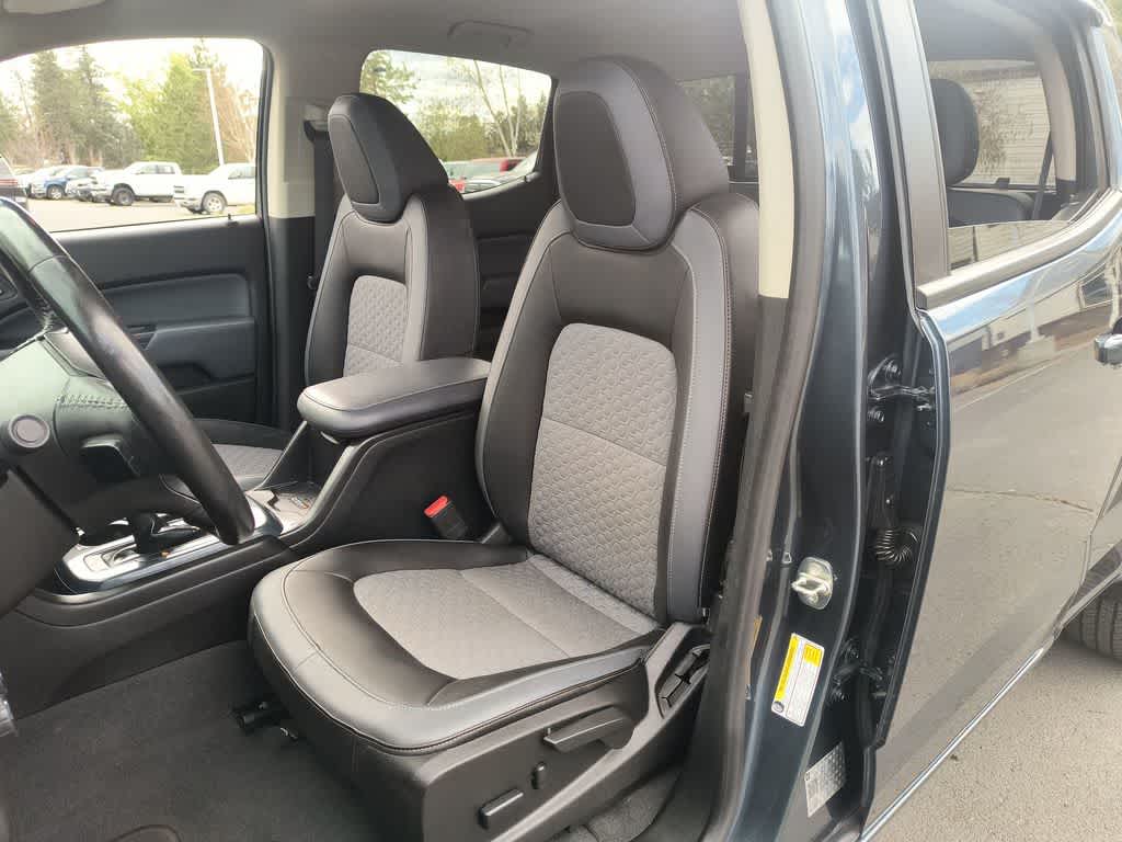 Thumbnail: 2019 Chevrolet Colorado - 11