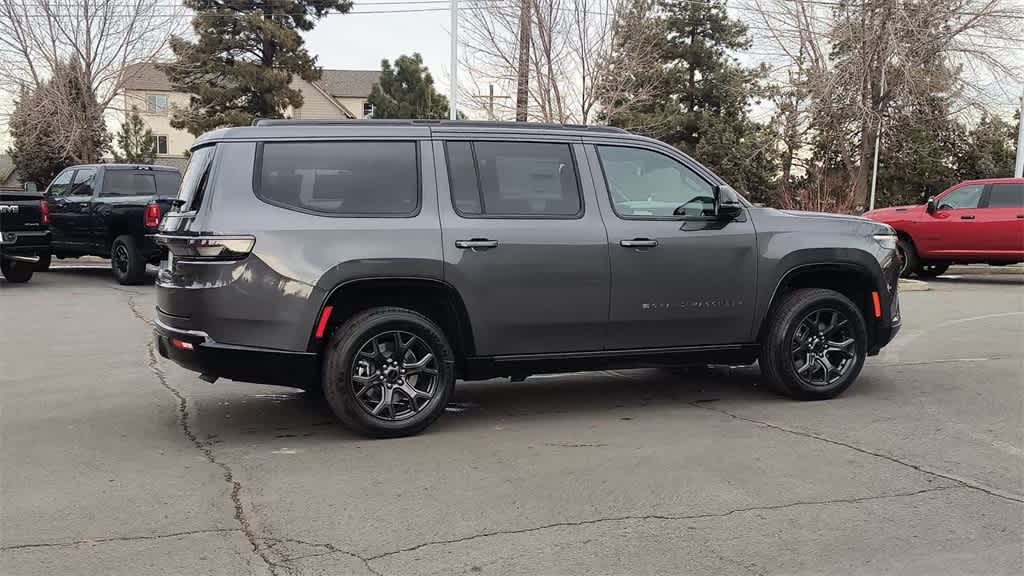 Thumbnail: 2026 Jeep Grand Wagoneer - 9