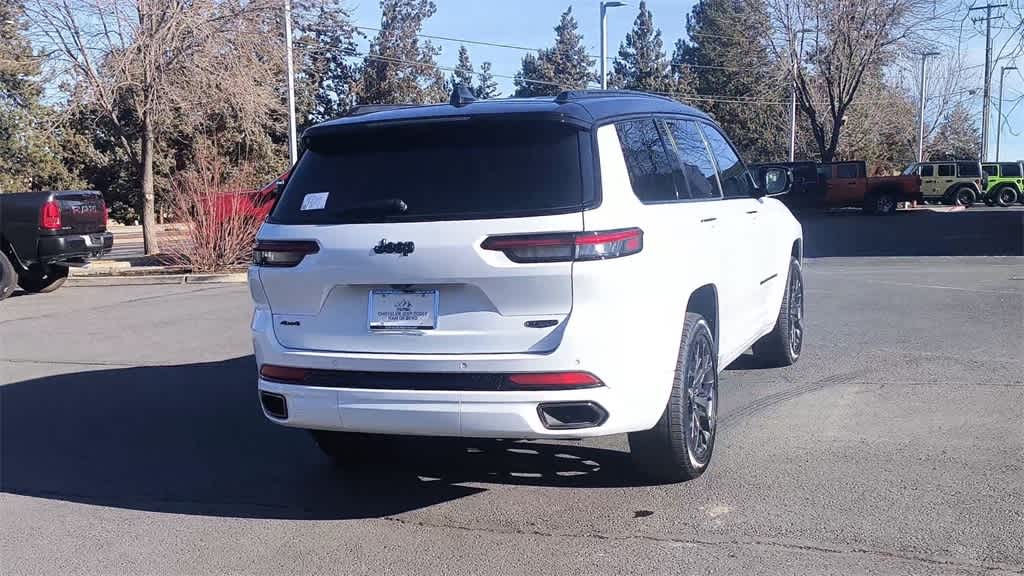 Thumbnail: 2025 Jeep Grand Cherokee - 8