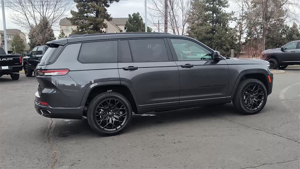 Thumbnail: 2025 Jeep Grand Cherokee L - 9