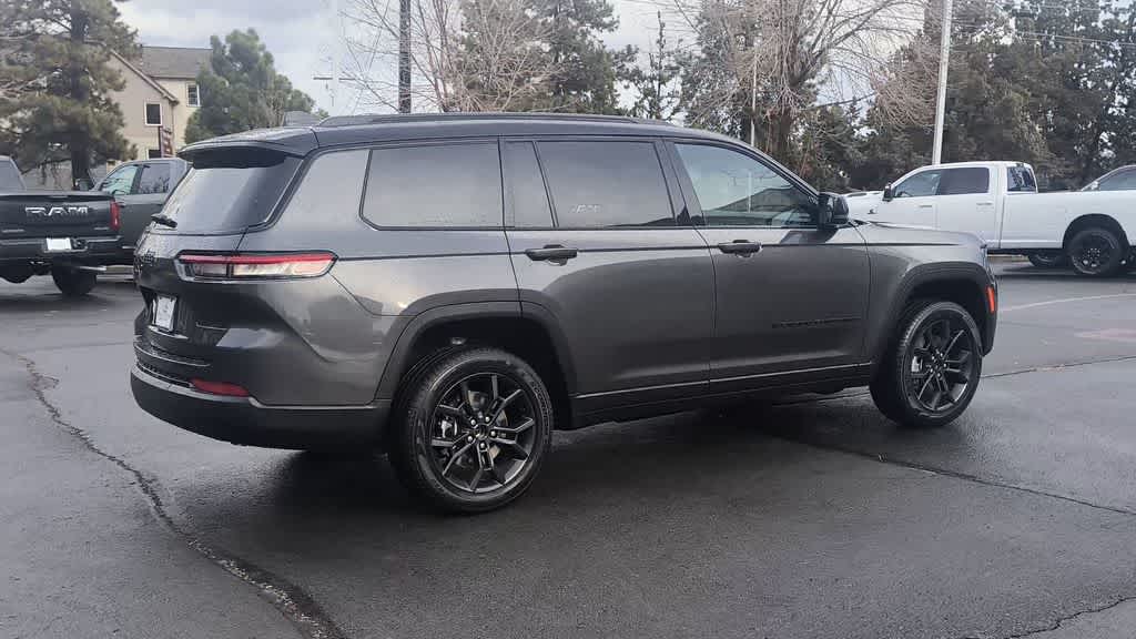 Thumbnail: 2025 Jeep Grand Cherokee L - 9