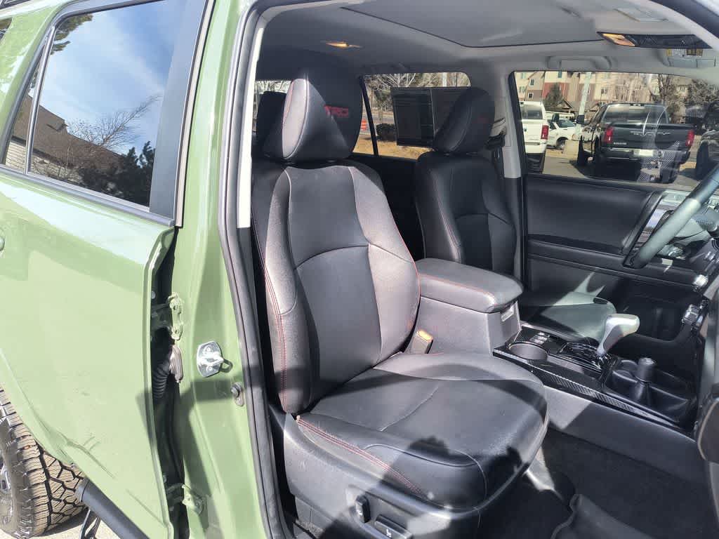 Thumbnail: 2022 Toyota 4Runner - 25