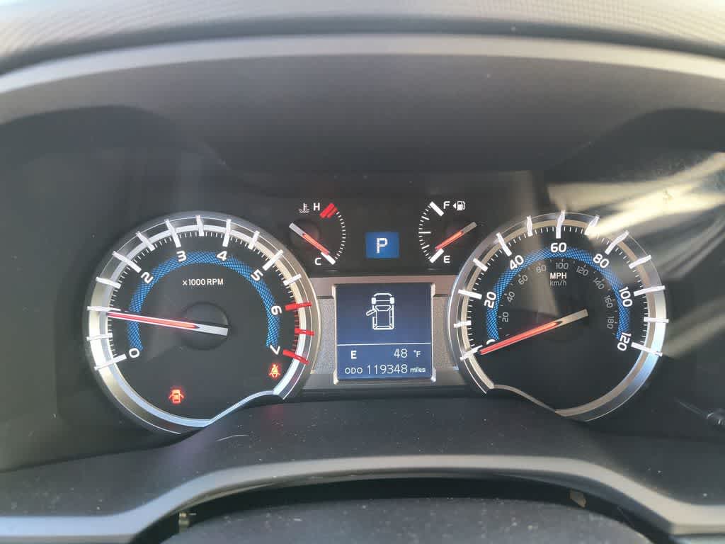 Thumbnail: 2019 Toyota 4Runner - 15