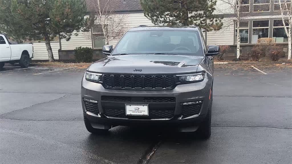 Thumbnail: 2025 Jeep Grand Cherokee - 4