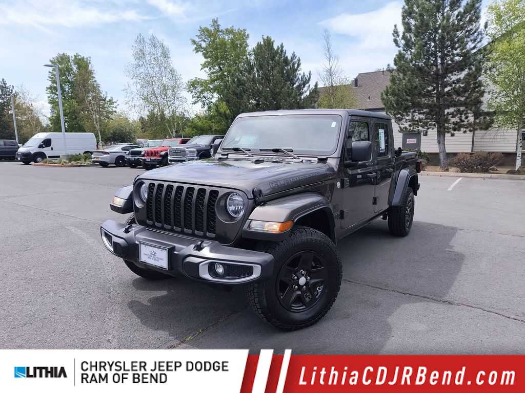 2021 Jeep Gladiator Sport S's photo