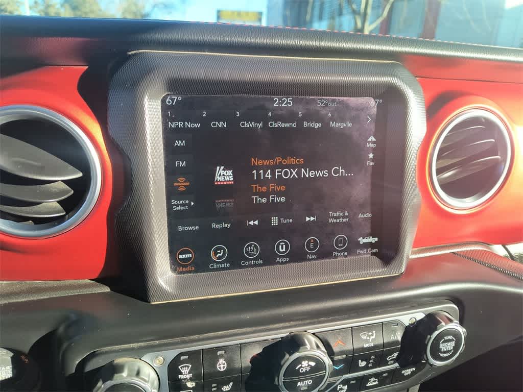 Thumbnail: 2020 Jeep Gladiator - 16