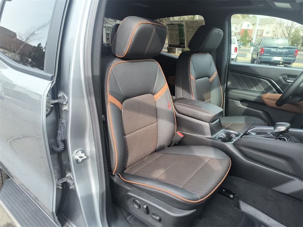 Thumbnail: 2025 GMC Canyon - 25