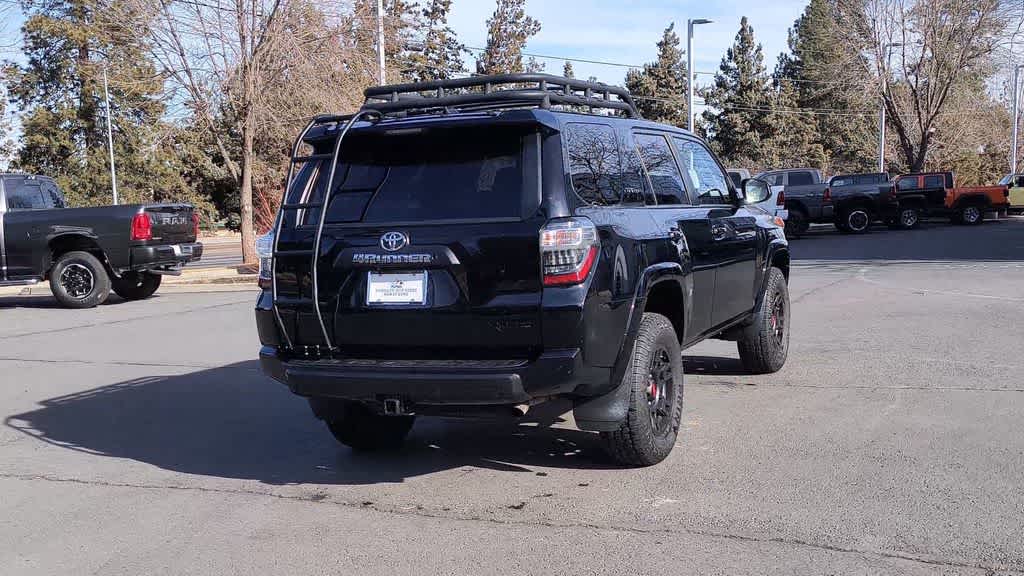 Thumbnail: 2019 Toyota 4Runner - 8