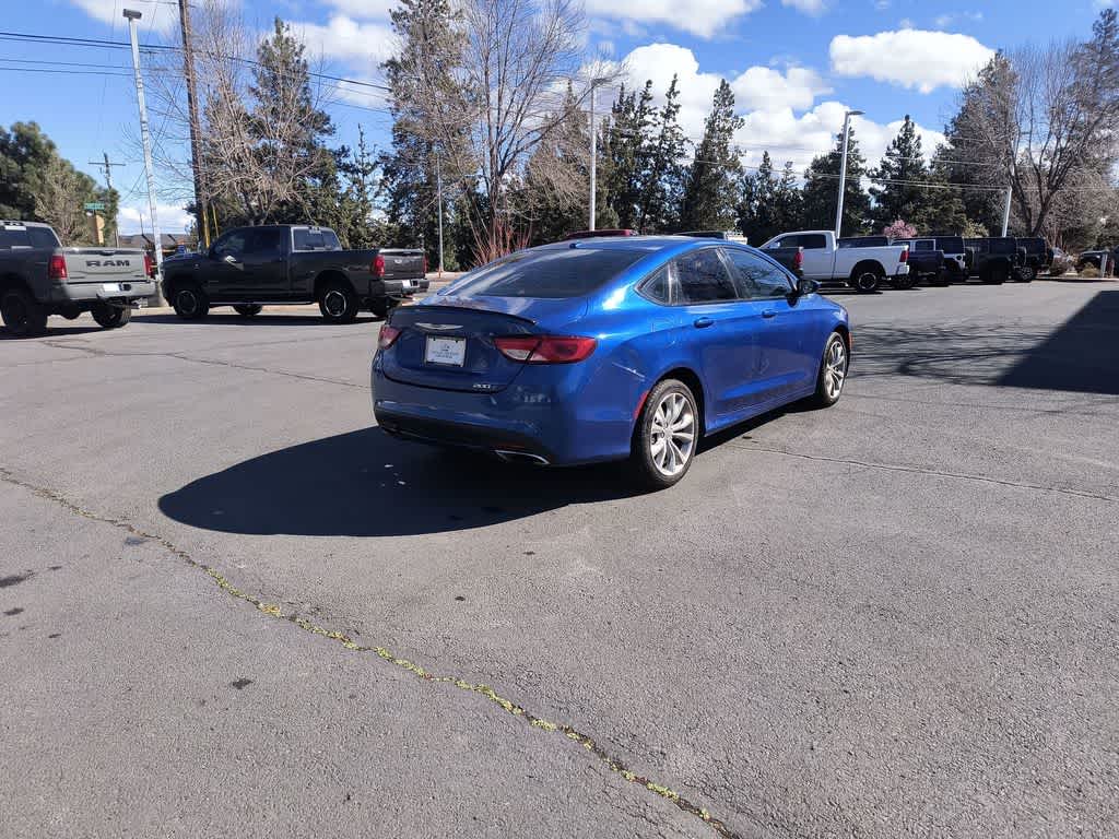 Thumbnail: 2015 Chrysler 200 - 5