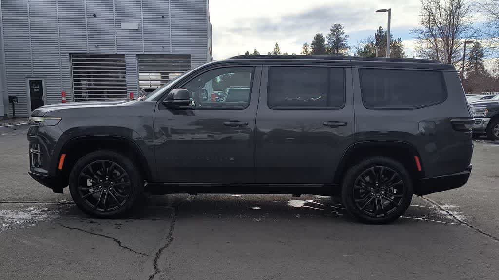 Thumbnail: 2026 Jeep Grand Wagoneer - 5