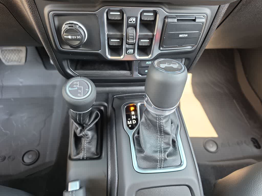 Thumbnail: 2026 Jeep Wrangler - 20