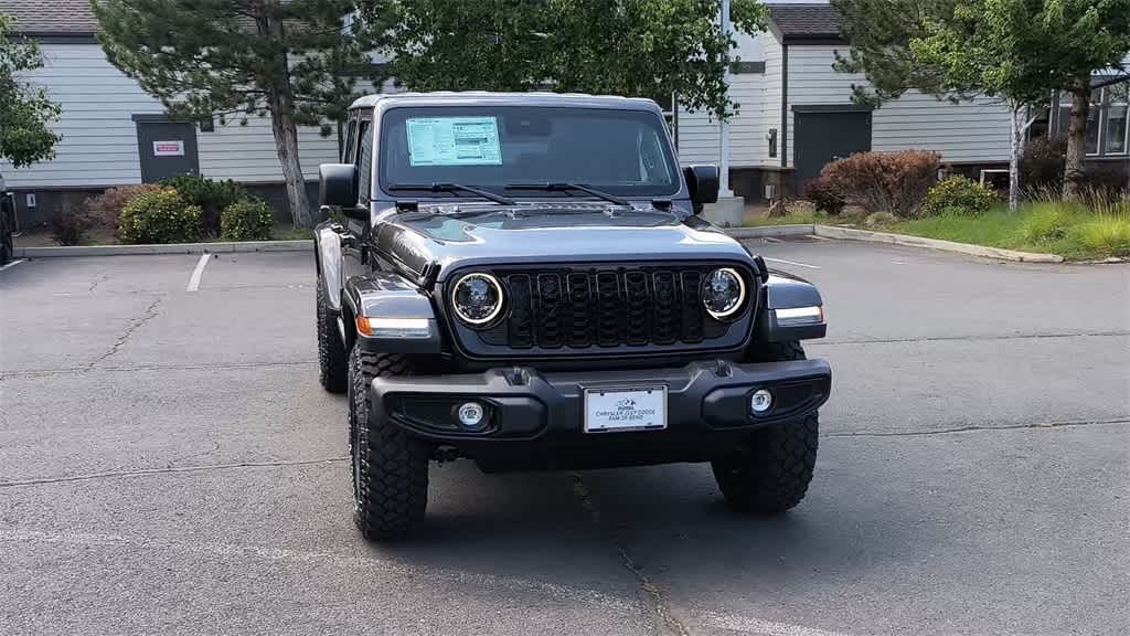 Thumbnail: 2025 Jeep Gladiator - 3