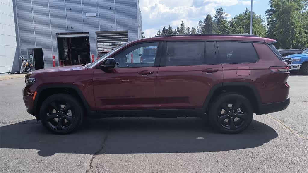 Thumbnail: 2025 Jeep Grand Cherokee - 5