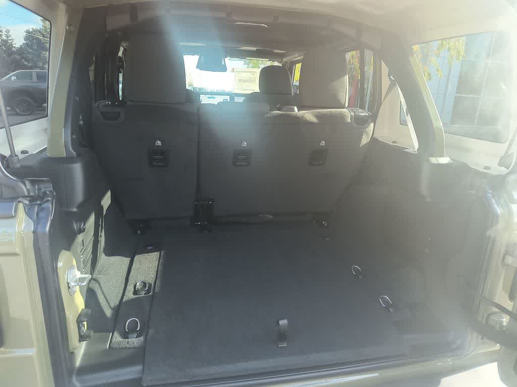 Thumbnail: 2026 Jeep Wrangler - 22