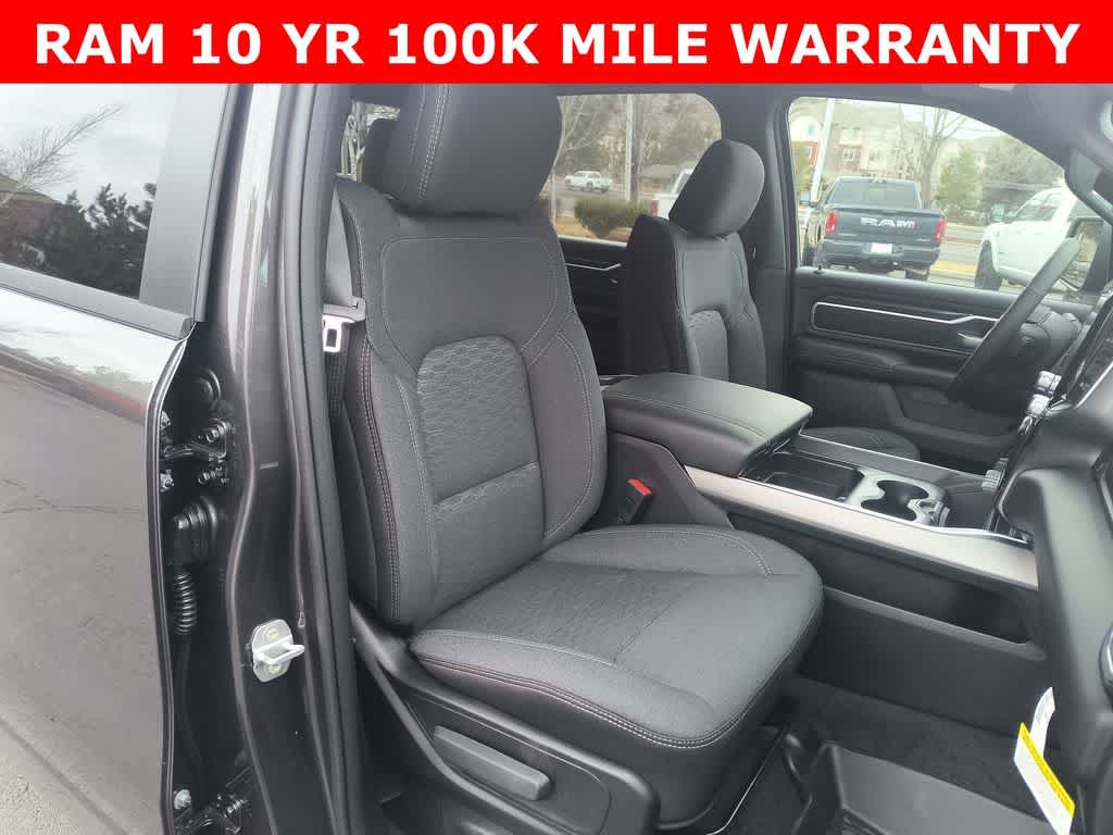 Thumbnail: 2026 RAM 1500 - 25