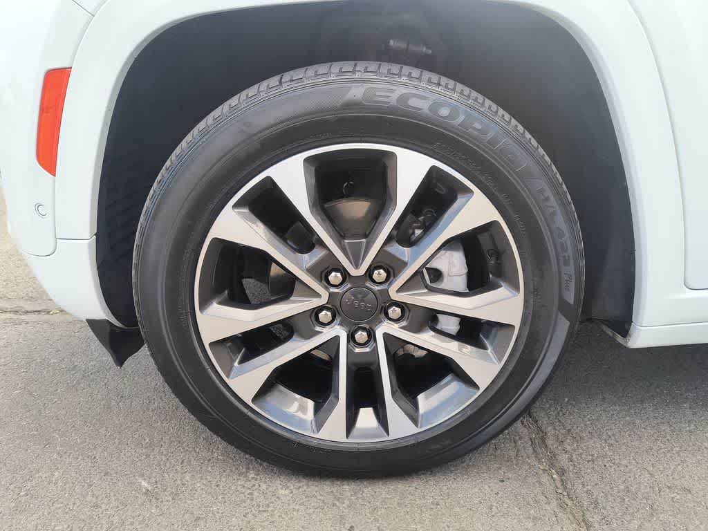 Thumbnail: 2023 Jeep Grand Cherokee - 10